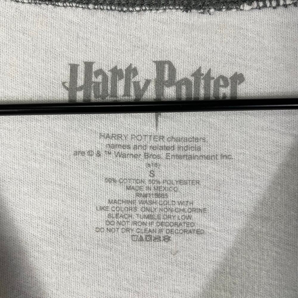 Harry Potter Slytherin Quidditch Raglan Shirt S Green Gray Hogwarts House Tee - Picture 4 of 7